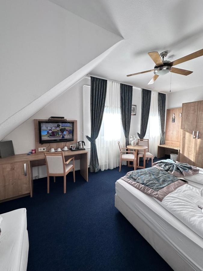Hotel Sonne 바인가르텐 외부 사진